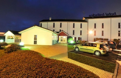La Chapelle-Saint-Luc Hotel | Brit Hotel Essentiel Troyes Aéroport