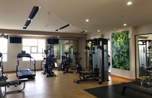 Chinatown Hotel | Lucky Tower Residence 2BR Top Floor CONDO