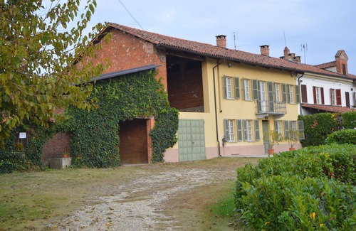 Bramairate Hotel | B&B Cascina Bricchetto
