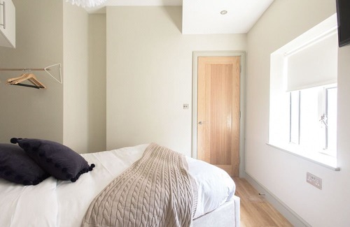 Mayfair Hotel | The Soho Loft - Elegant & Modern 1Bdr in Soho