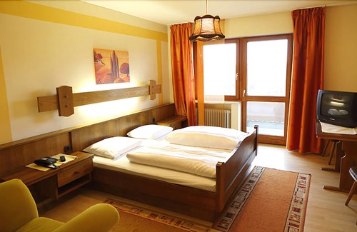 Marklkofen Hotel | Landgasthof Baumgartner