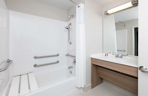 Monahans Hotel | Microtel Inn and Suites by Wyndham Monahans
