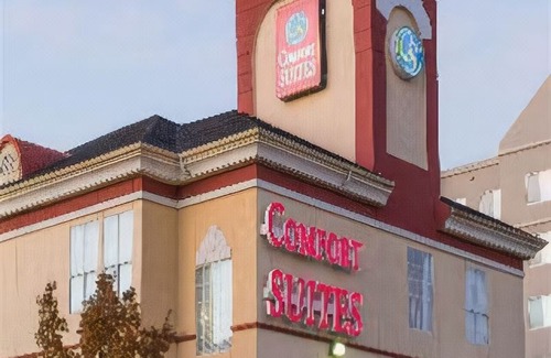 Fossil Creek Hotel | Comfort Suites North Fossil Creek