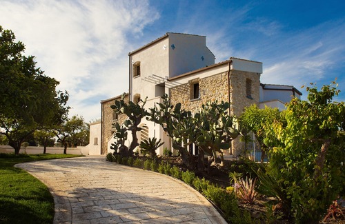 Racalmuto Hotel | Oikos in Terre di Zaccanello