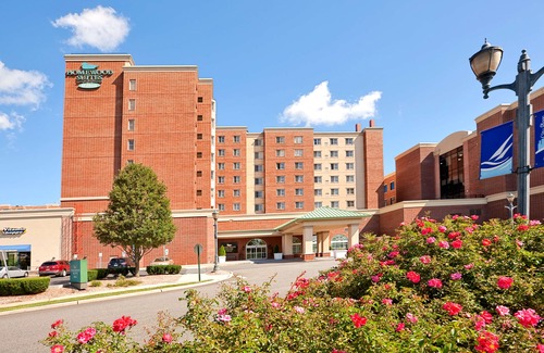 Edgewater Hotel | Homewood Suites by Hilton Edgewater-NYC Area