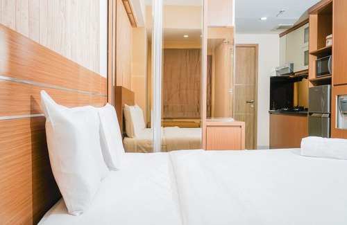 Cikarang Hotel | Elegant New Studio the Oasis Apartment