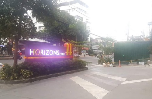 Cebu Hotel | Horizon 101 Studio Units by Felicity Bedsit
