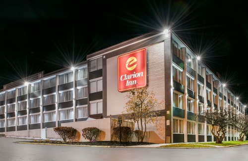 Englewood Hotel | Clarion Inn Dayton Airport