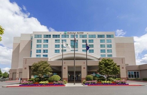 Portland Hotel | Embassy Suites Portland - Airport