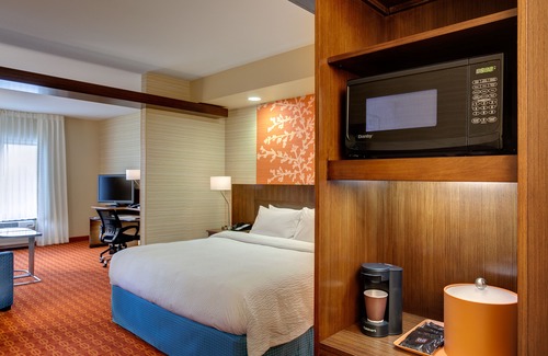 Chesterfield Hotel | Fairfield Inn & Suites by Marriott Detroit Chesterfield