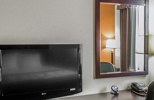 Fairbanks Hotel | Sleep Inn & Suites Highway 290/Northwest Freeway