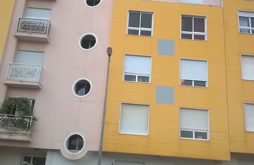 Corroios Hotel | Homestay Marialva Park
