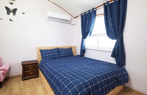 Kkotchi Hotel | Taean (Anmyeondo) Kkotji Lighthouse Pension