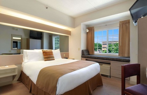 East Bloomington Hotel | Microtel Inn & Suites by Wyndham Bloomington/Minneapolis