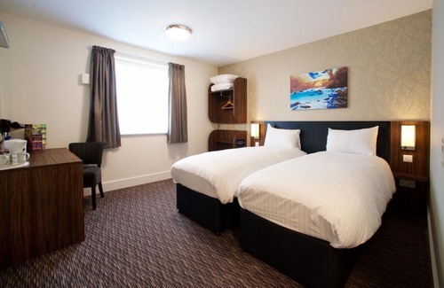 Livingston Hotel | Chain Runner, Livingston by Marston's Inns