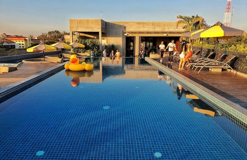 Downtown Siem Reap Hotel | The Twizt - Lifestyle Hostel