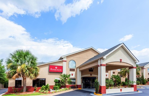 Locust Grove Hotel | Ramada by Wyndham Locust Grove