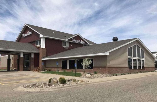 Mounds View Hotel | AmericInn by Wyndham Mounds View Minneapolis