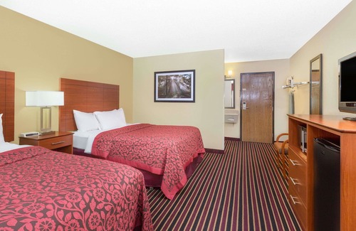 Newton Hotel | Days Inn by Wyndham Newton