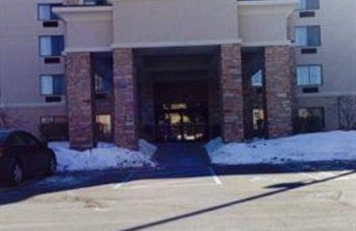 Auburn Hills Hotel | Hampton Inn Detroit/Auburn Hills South
