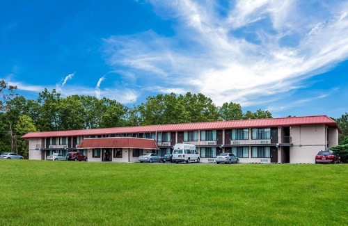 Winslow Hotel | Rodeway Inn Hammonton
