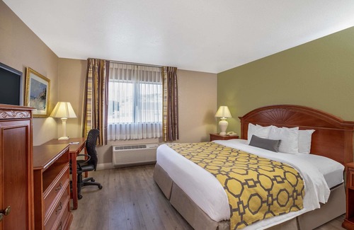 Tehachapi Hotel | Baymont by Wyndham Tehachapi