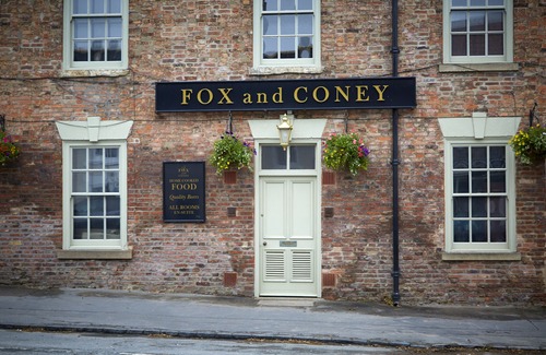 South Cave Hotel | The Fox and Coney Inn