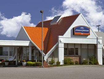 Middletown Hotel | Howard Johnson by Wyndham Middletown Newport Area