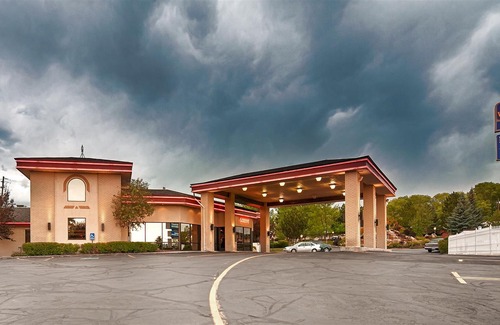 Evanston Hotel | Best Western Dunmar Inn