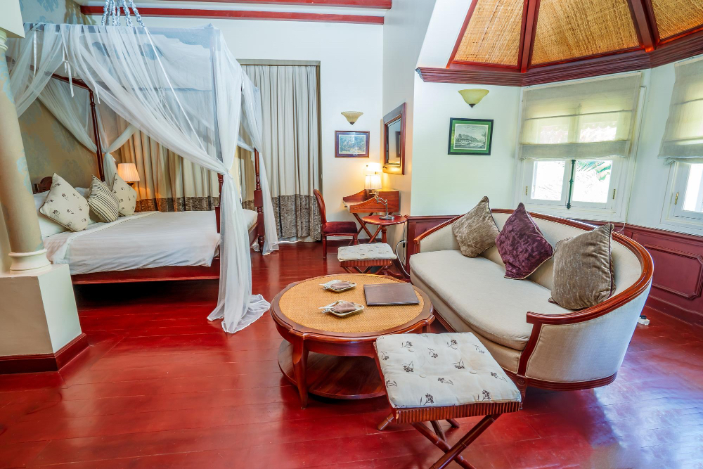 Puteaux Apartment | At your place!