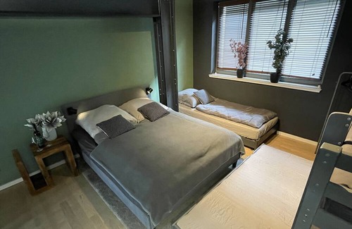 Gohlis Apartment | Loft Bw29 Zentrum - Freizeit & Arbeit - 6personen - Wifi