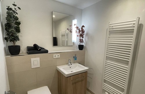 Gohlis Apartment | Loft Bw29 Zentrum - Freizeit & Arbeit - 6personen - Wifi
