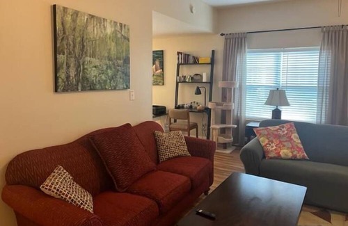 Lynn Apartment | Tryon Charming 2 bedroom . Pets welcome