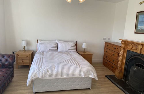 Rosslare House | This Rosslare Stand Holiday Home With Five Bedrooms