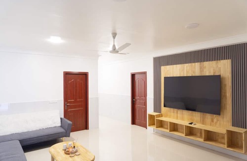 Magoodhoo House | Palm Rest Maldives