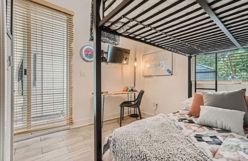 Barton Hills House | Pet Friendly Retreat with Lap Pool/Spa in the '04!
