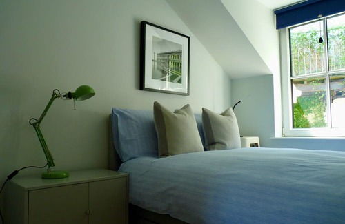 Kinsale House | Stylish Kinsale Townhouse with Harbour Views