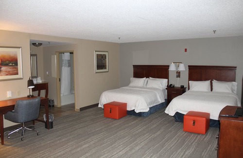 Bellamy Hotel | Hampton Inn Gloucester