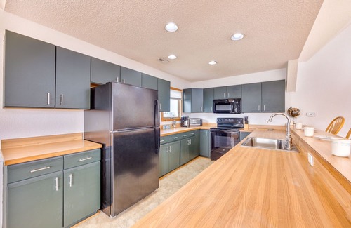 Rodanthe House | On Special - Dreamy Semi-Oceanfront Home w/ Pool, Hot Tub, Boardwalk to Beach, D