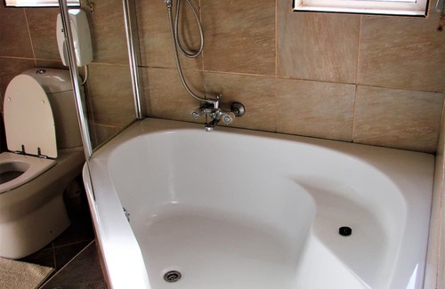 Swakopmund Apartment | Room for 6 - Amarachi Guesthouse in Swakopmund Namibia near beach 500 meter!