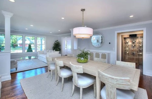 Westport House | Spacious 5-bedroom house in Westport