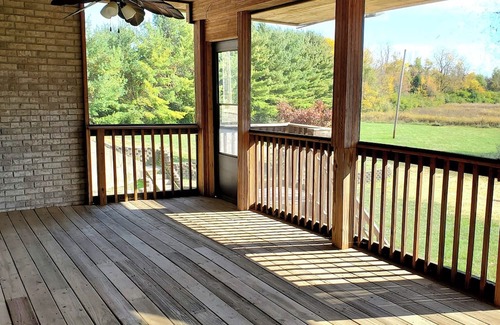 Miamisburg House | Spacious & Serene 7-bedroom house - The Perfect Family Getaway