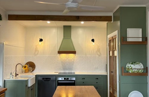 Kairi Cottage | Farmview Cottage, Kairi, Atherton Tablelands. A home away from home.