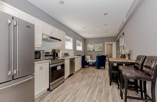 Pickering House | Lower flat with full access to lower patio and backyard , close to the beach .