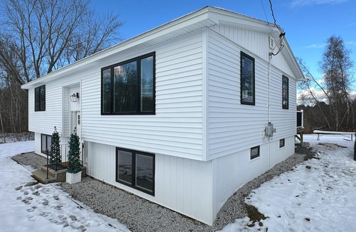 Carmel Apartment | Quality 2-bedroom apartment in the heart of Maine.