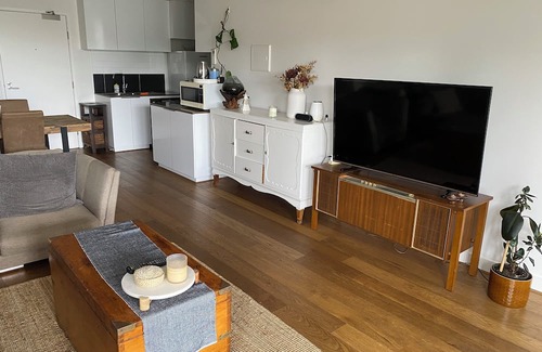 Abbotsford Apartment | Quiet Sancturary in Abbotsford next to the river