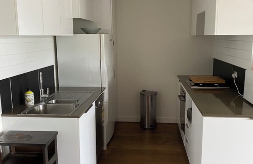 Abbotsford Apartment | Quiet Sancturary in Abbotsford next to the river