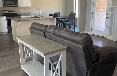 Jackson House | Charming 3-bedroom house with WiFi, AC in gorgeous Jackson