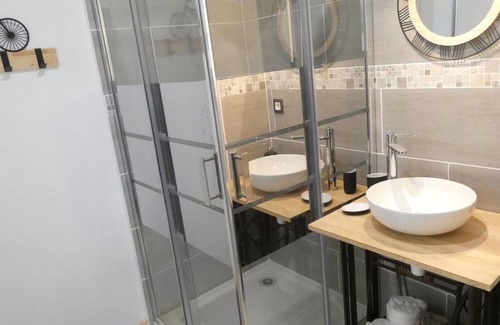 Lion-en-Sullias Bed & Breakfast | Guestroom Lion-en-Sullias, studio flat, 2 persons
