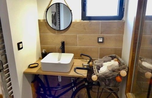 Lion-en-Sullias Bed & Breakfast | Guestroom Lion-en-Sullias, studio flat, 3 persons
